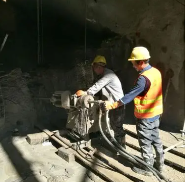 浮山水下抗分散灌浆料特点 水下不分散注浆料介绍